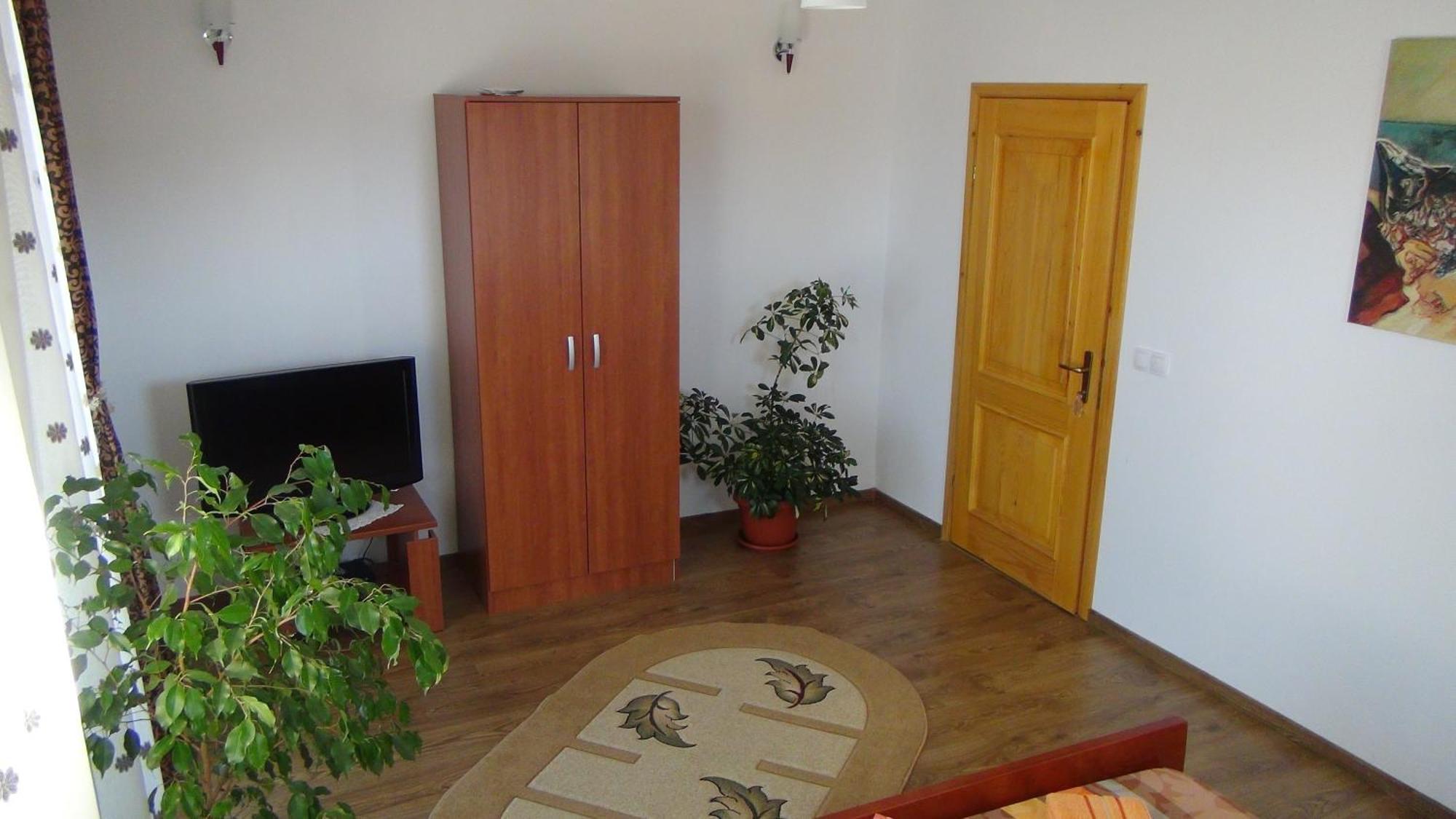 B&B Lovac Ulcinj Ruang foto