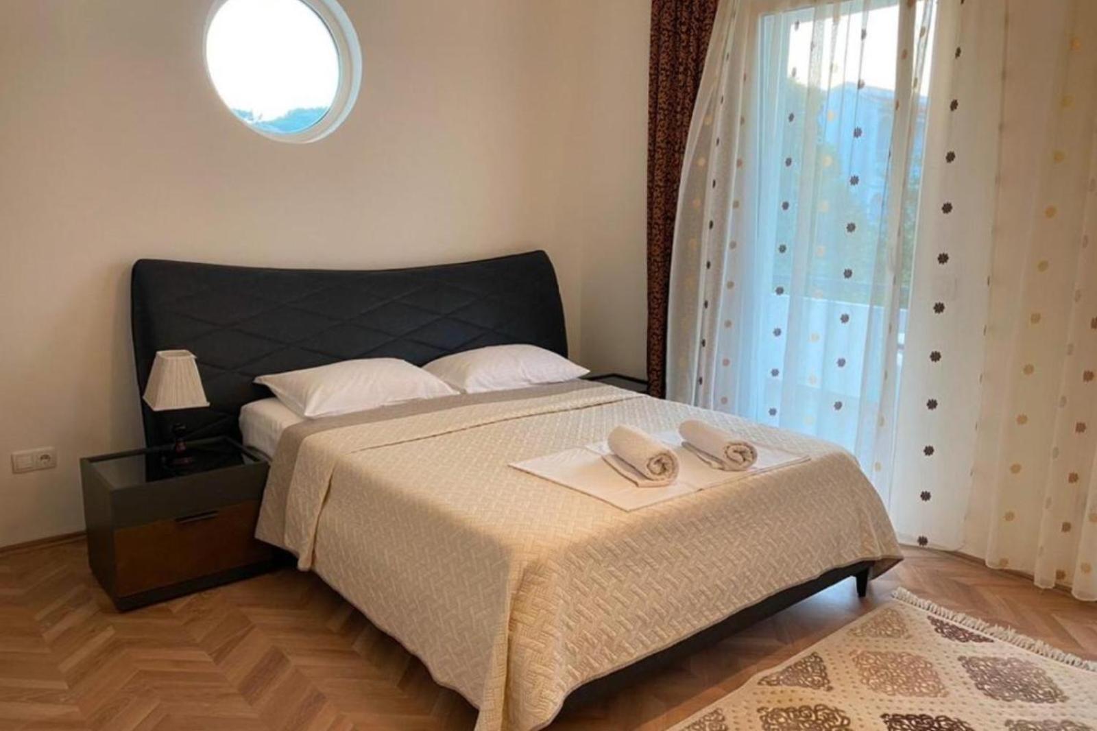 B&B Lovac Ulcinj Bagian luar foto